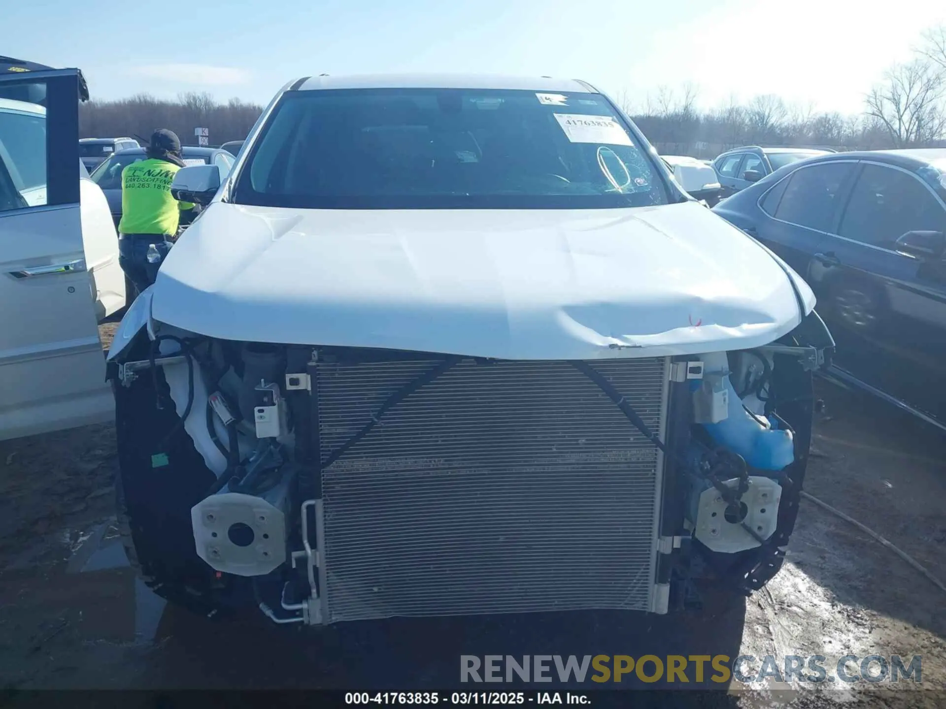 13 Photograph of a damaged car 1GNERGKW7KJ318482 CHEVROLET TRAVERSE 2019
