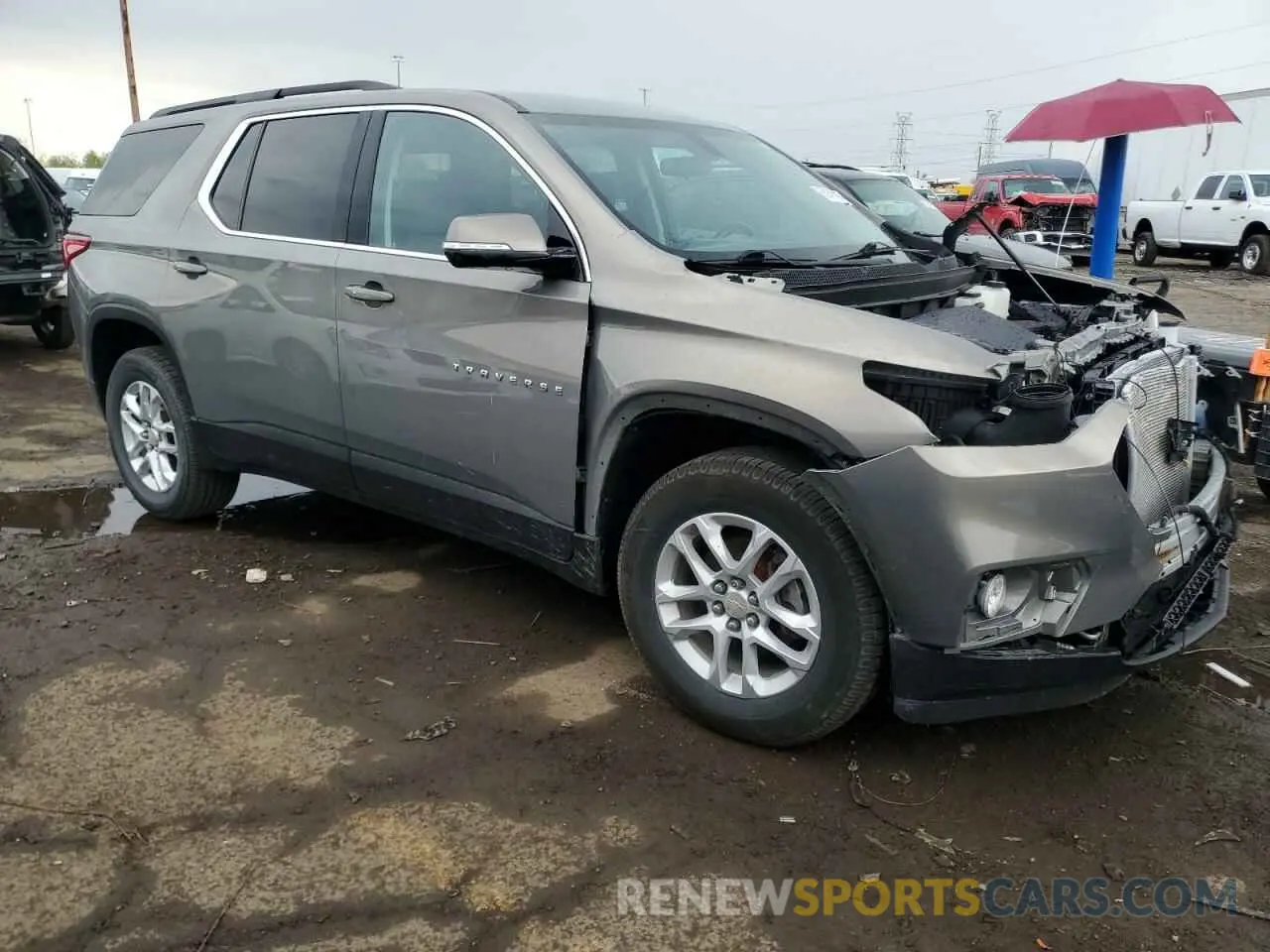 4 Photograph of a damaged car 1GNERGKW9KJ217962 CHEVROLET TRAVERSE 2019