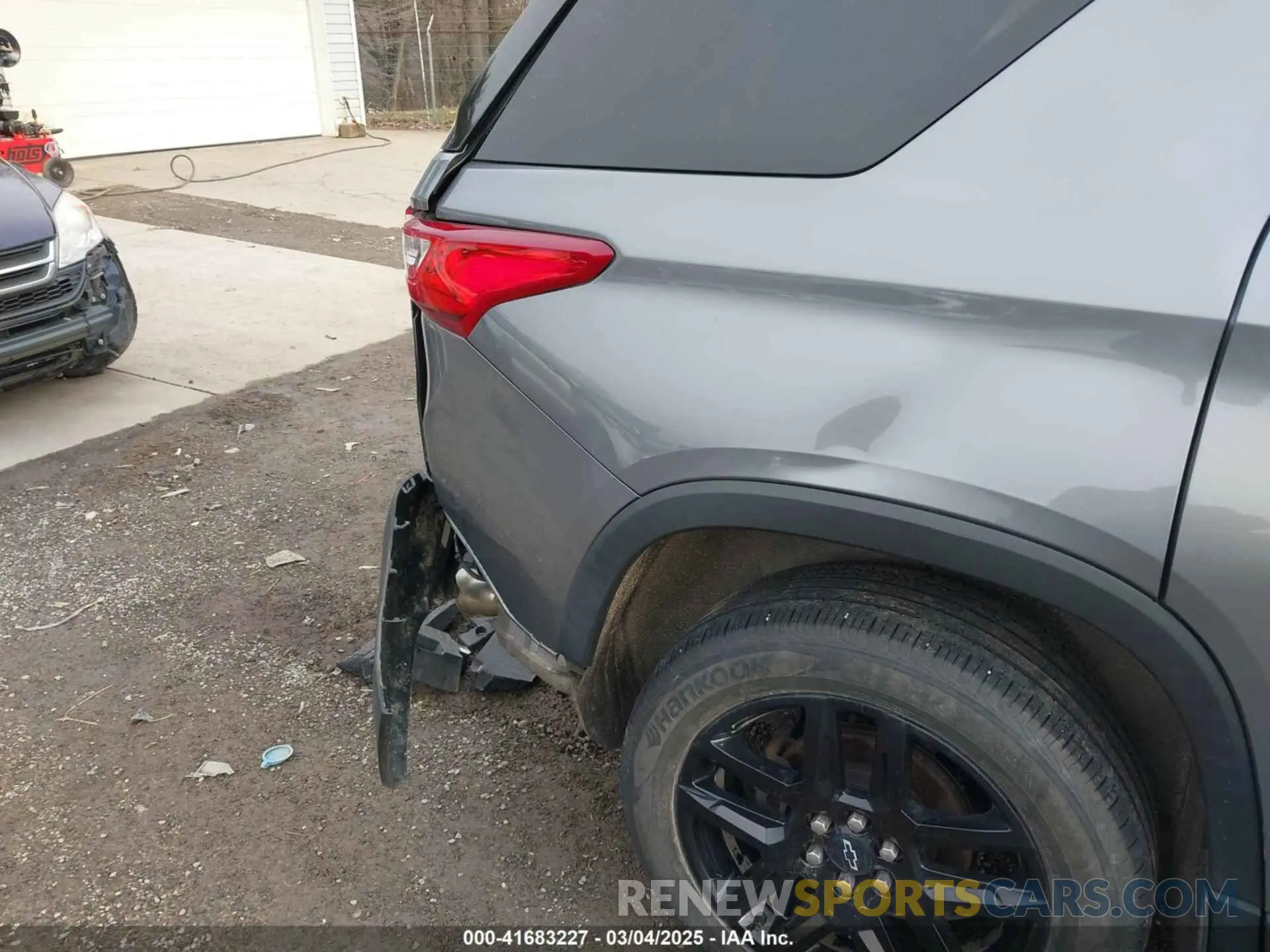 18 Фотография поврежденного автомобиля 1GNERGKW9KJ276624 CHEVROLET TRAVERSE 2019