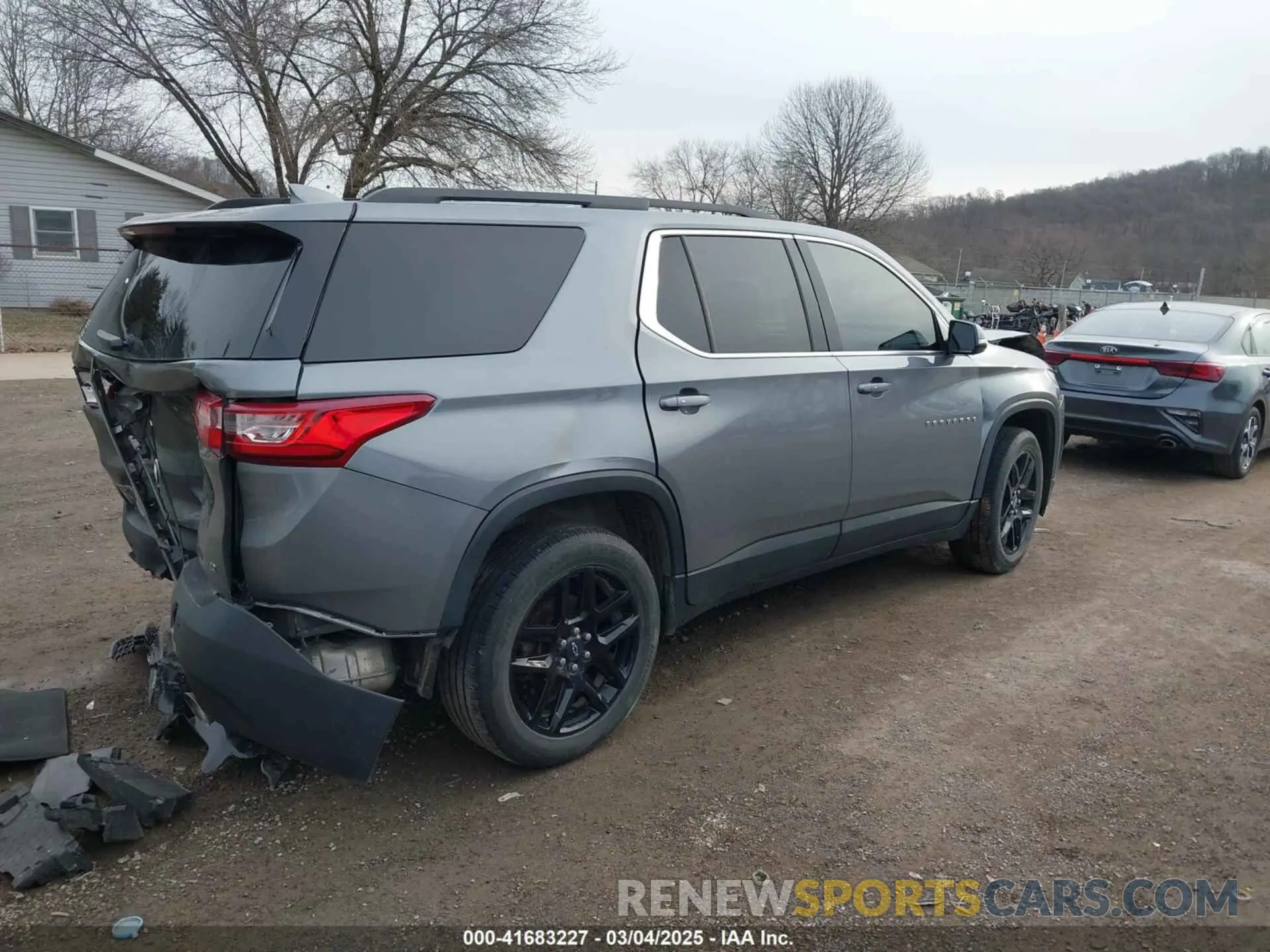 4 Фотография поврежденного автомобиля 1GNERGKW9KJ276624 CHEVROLET TRAVERSE 2019