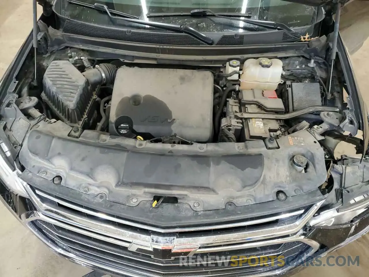 12 Photograph of a damaged car 1GNERGKW9KJ287140 CHEVROLET TRAVERSE 2019