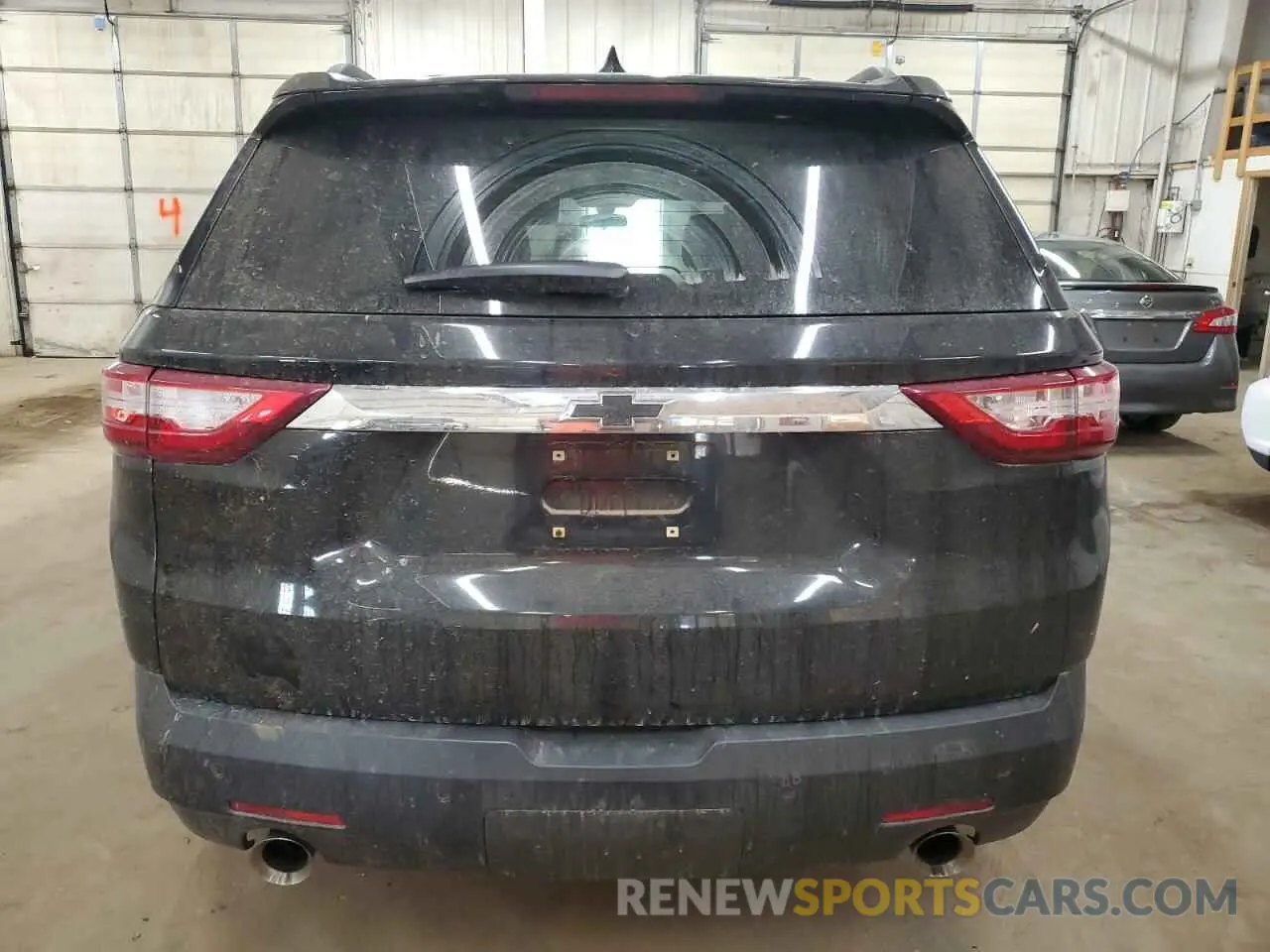 6 Photograph of a damaged car 1GNERGKW9KJ287140 CHEVROLET TRAVERSE 2019