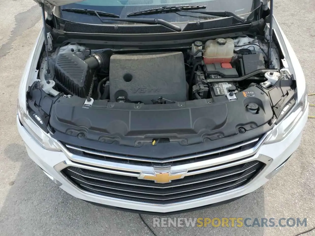 12 Photograph of a damaged car 1GNERGKWXKJ244331 CHEVROLET TRAVERSE 2019