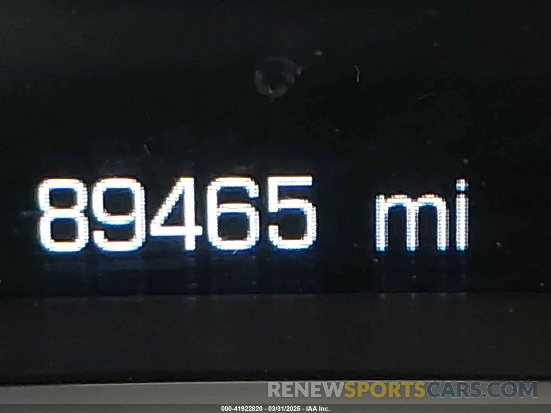 14 Photograph of a damaged car 1GNERGKWXKJ256379 CHEVROLET TRAVERSE 2019