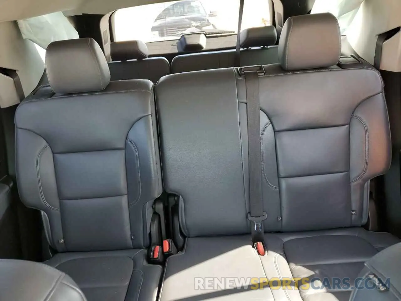 10 Photograph of a damaged car 1GNERHKW1KJ139893 CHEVROLET TRAVERSE 2019