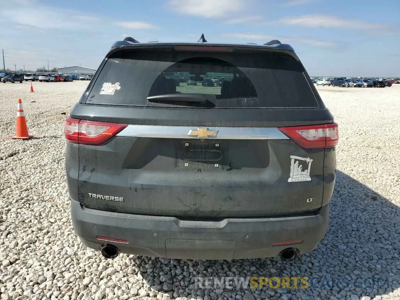 6 Photograph of a damaged car 1GNERHKW1KJ139893 CHEVROLET TRAVERSE 2019