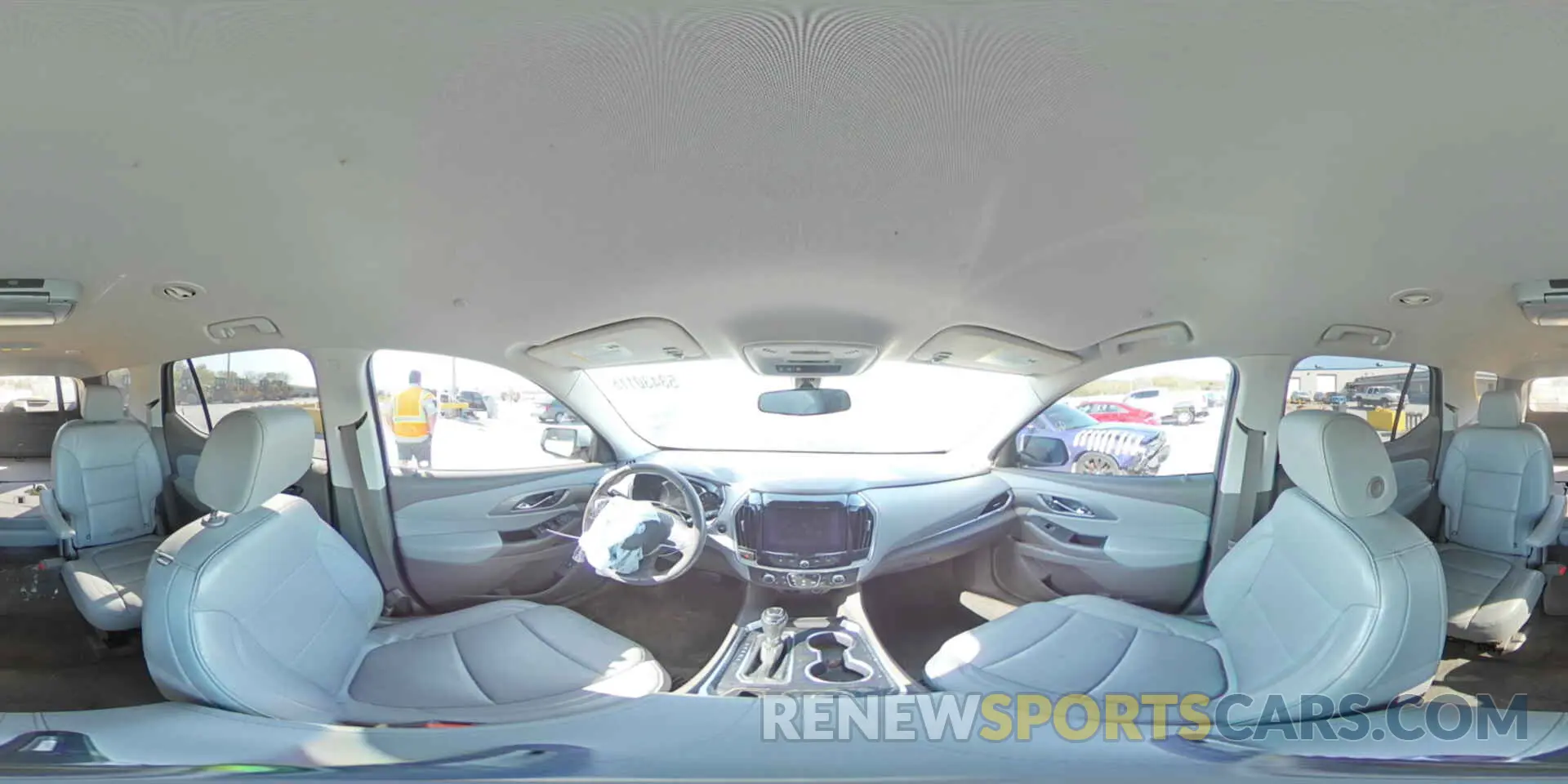 13 Photograph of a damaged car 1GNERHKW2KJ245737 CHEVROLET TRAVERSE 2019