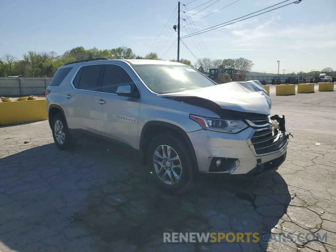 4 Photograph of a damaged car 1GNERHKW2KJ245737 CHEVROLET TRAVERSE 2019