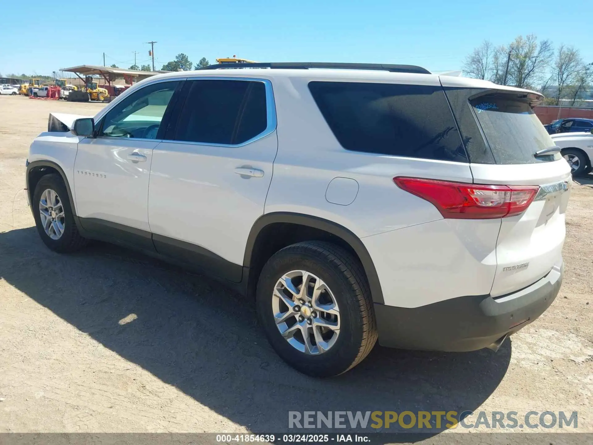 3 Фотография поврежденного автомобиля 1GNERHKW4KJ141055 CHEVROLET TRAVERSE 2019
