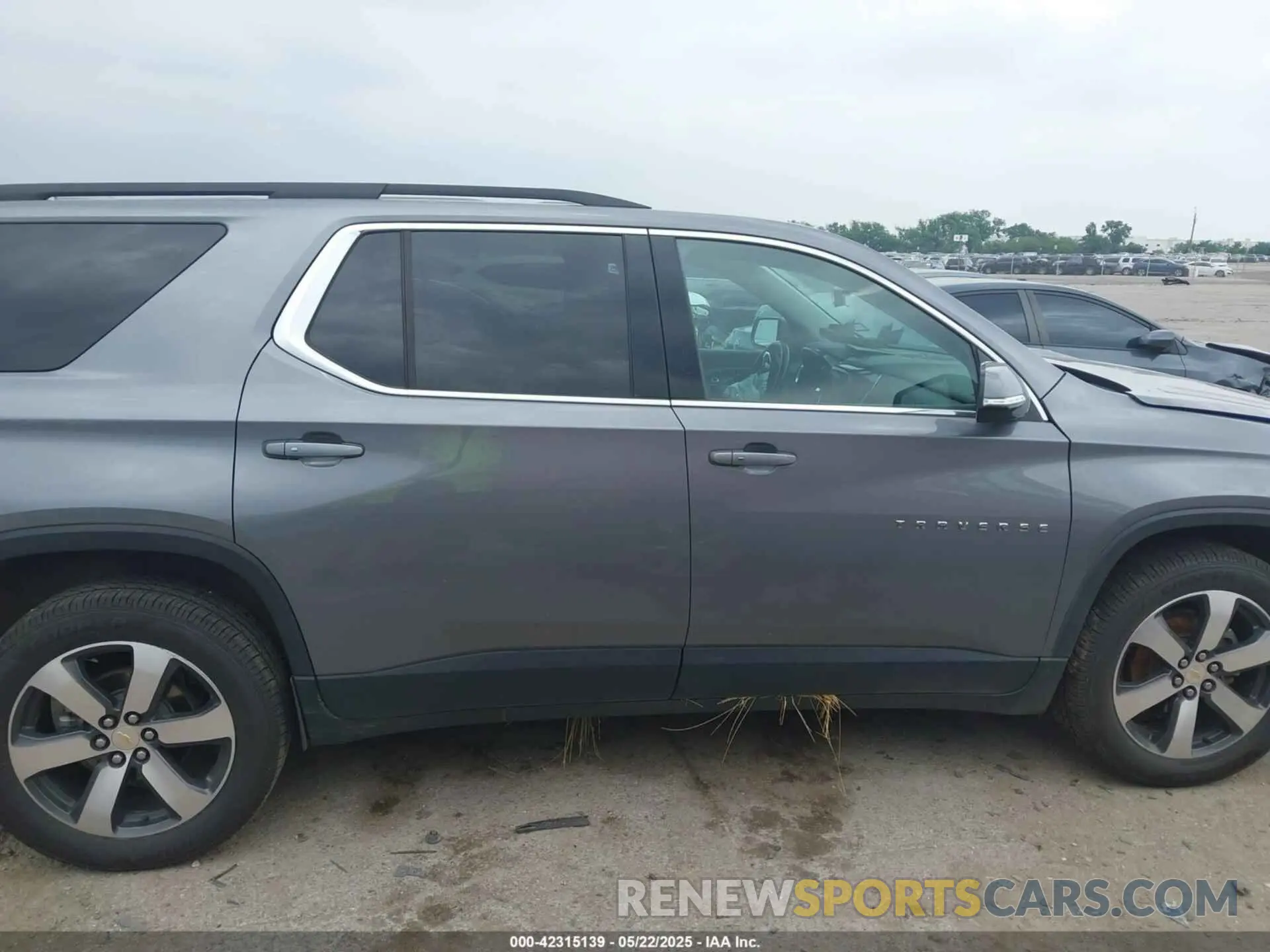 13 Фотография поврежденного автомобиля 1GNERHKW7KJ289460 CHEVROLET TRAVERSE 2019