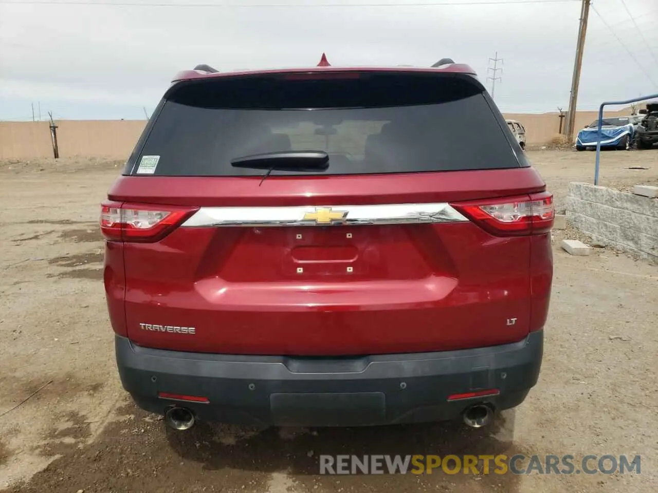 6 Photograph of a damaged car 1GNERHKWXKJ137382 CHEVROLET TRAVERSE 2019