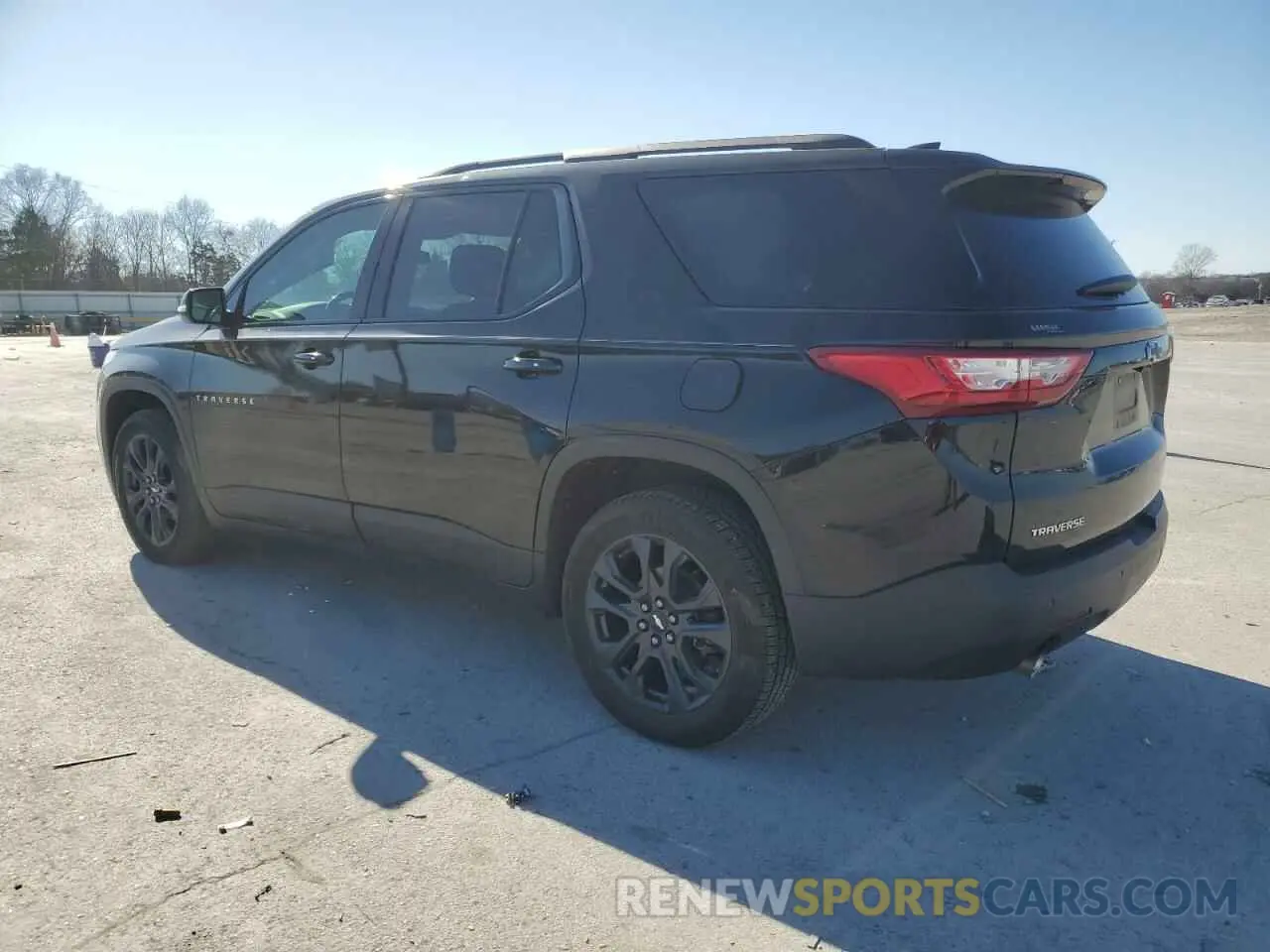 2 Photograph of a damaged car 1GNERJKX0KJ162579 CHEVROLET TRAVERSE 2019