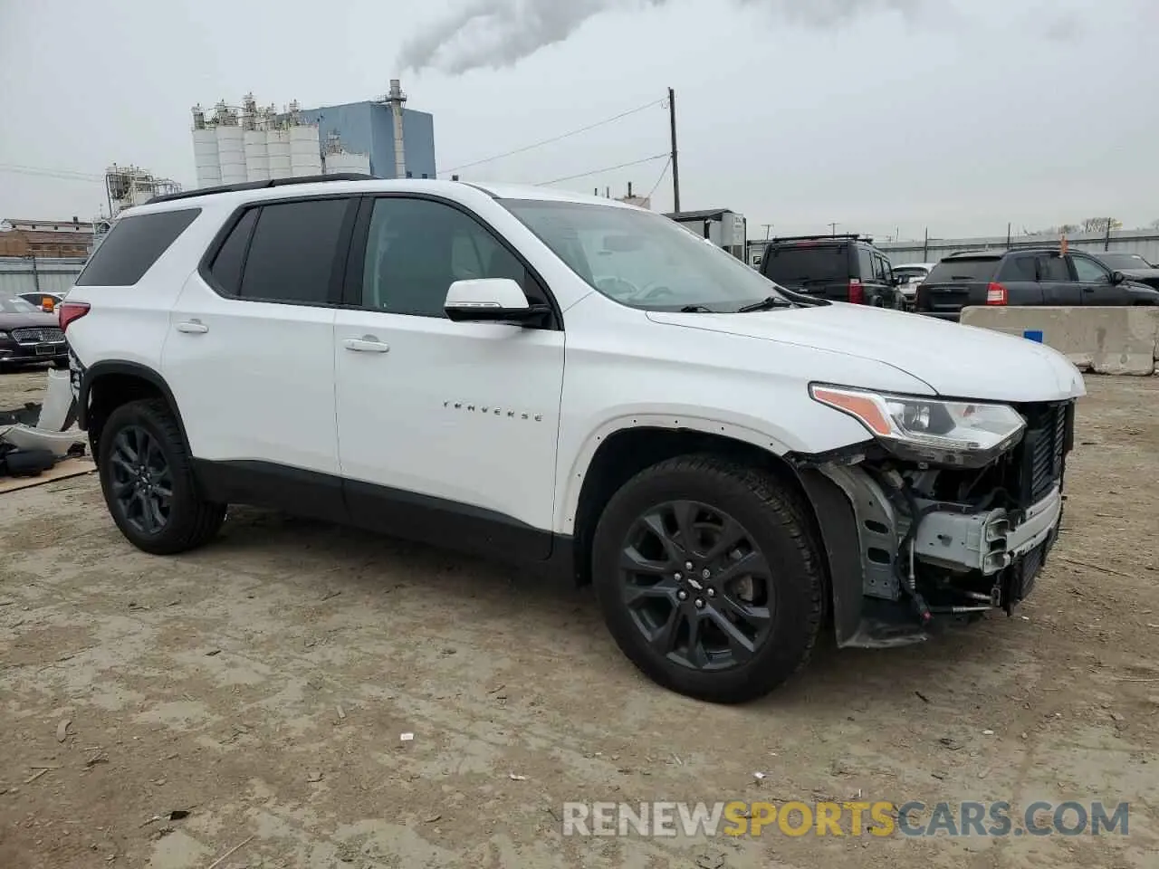 4 Photograph of a damaged car 1GNERJKX7KJ103044 CHEVROLET TRAVERSE 2019
