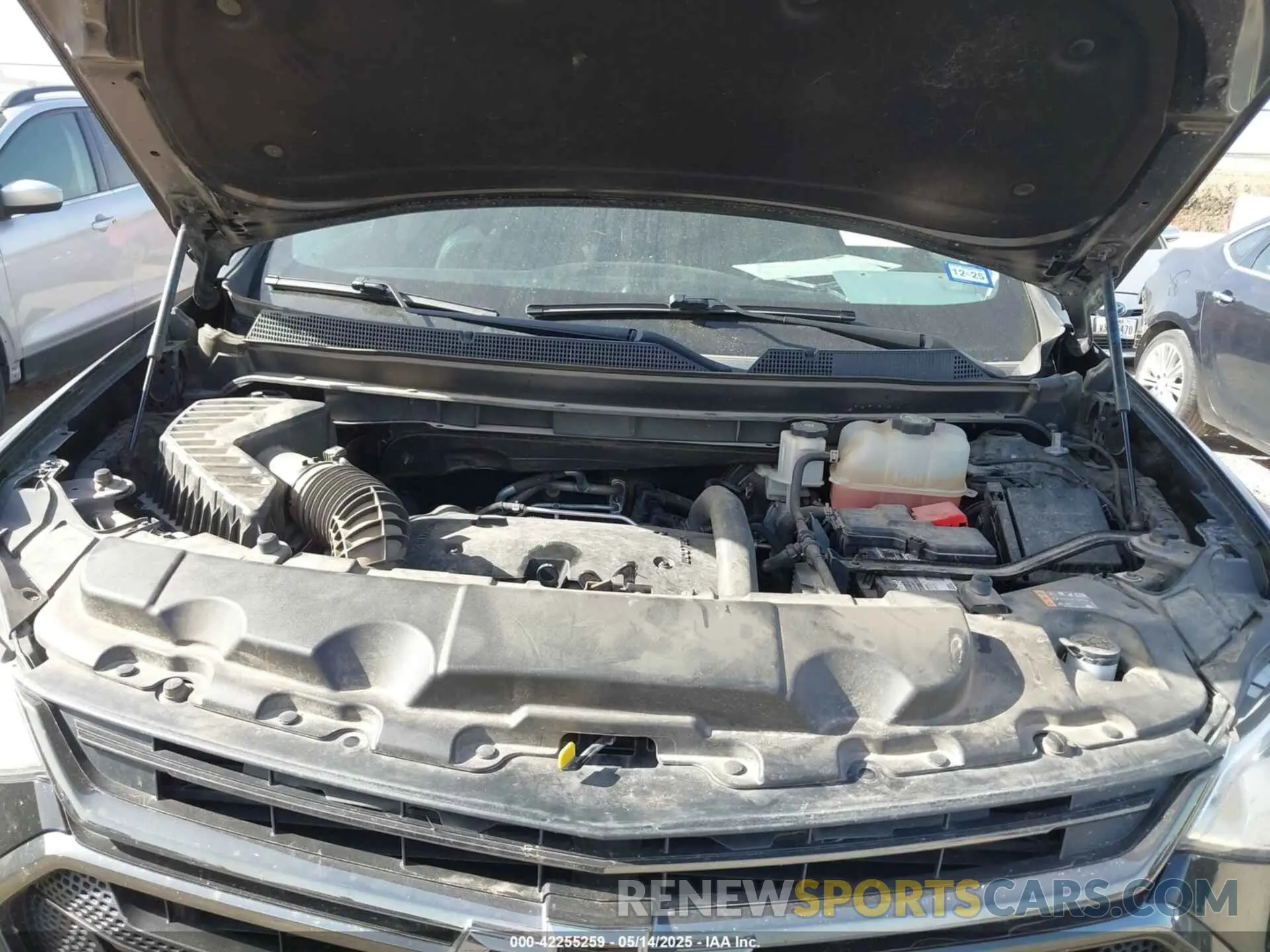 10 Photograph of a damaged car 1GNERJKX7KJ247578 CHEVROLET TRAVERSE 2019