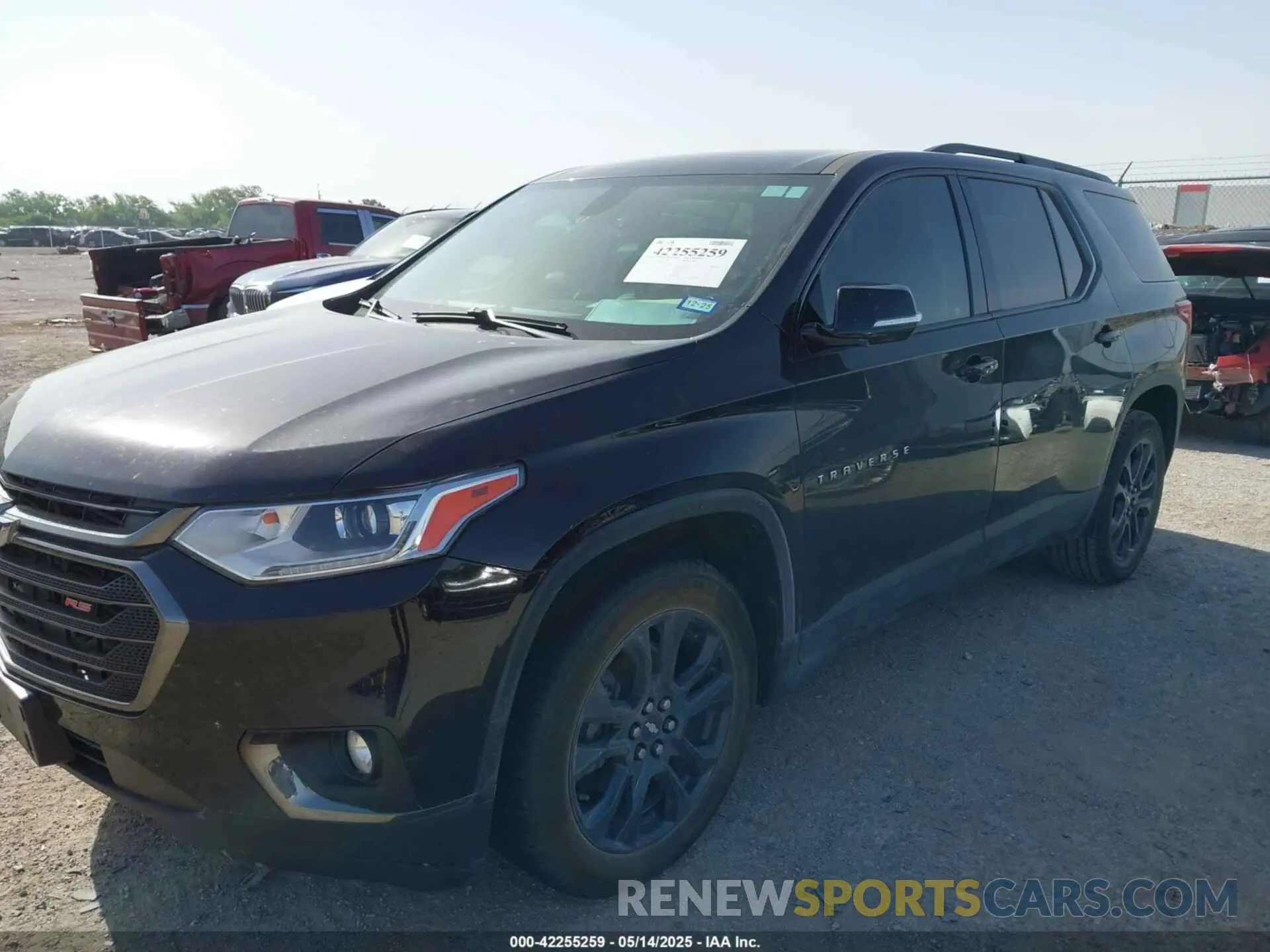 2 Photograph of a damaged car 1GNERJKX7KJ247578 CHEVROLET TRAVERSE 2019