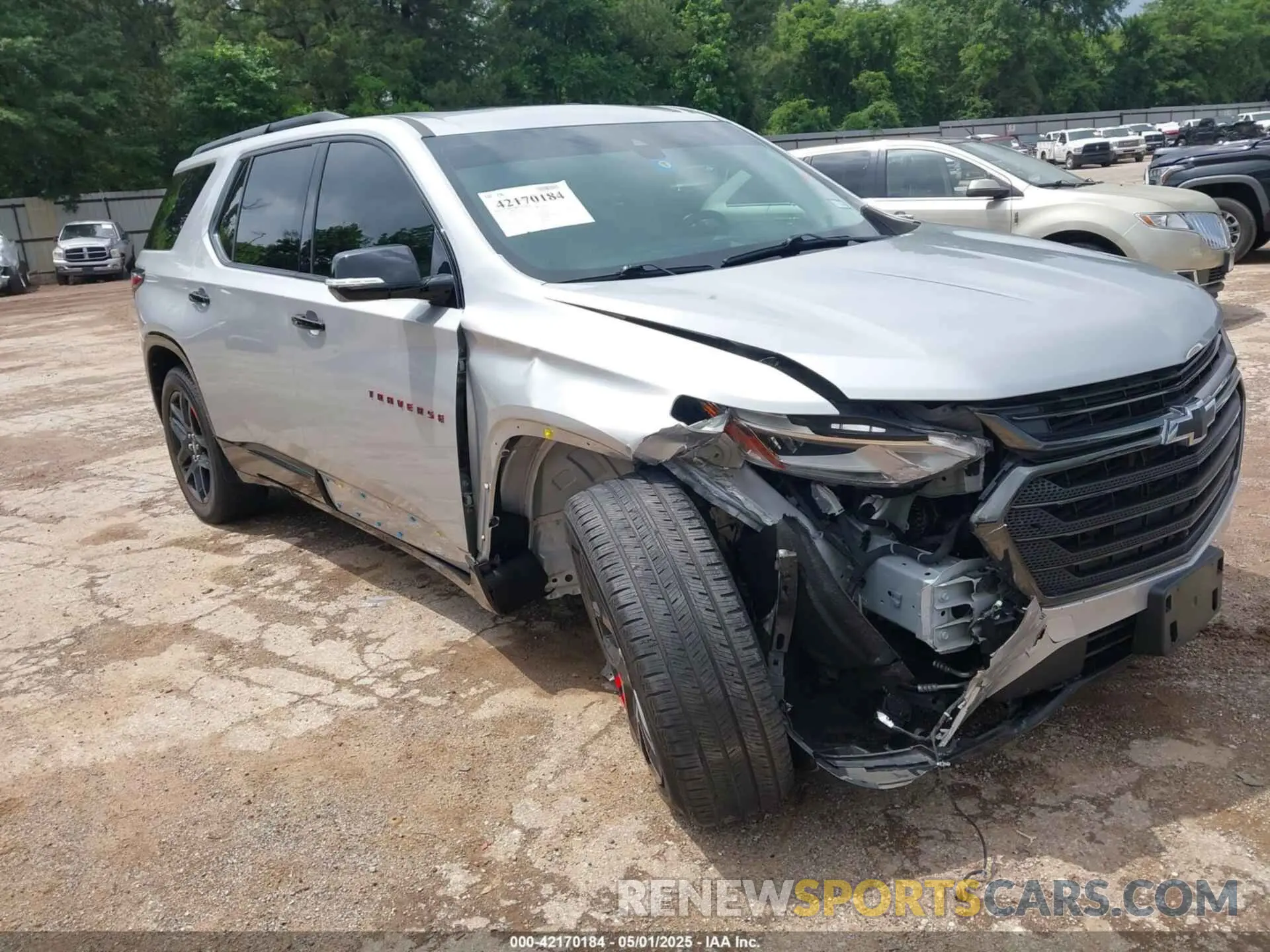 6 Photograph of a damaged car 1GNERKKW0KJ191951 CHEVROLET TRAVERSE 2019
