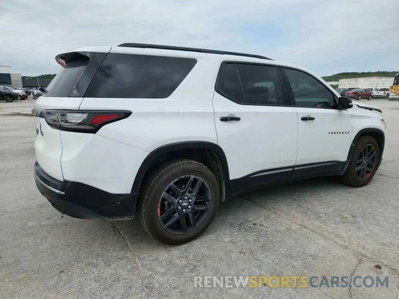 3 Photograph of a damaged car 1GNERKKW3KJ316442 CHEVROLET TRAVERSE 2019