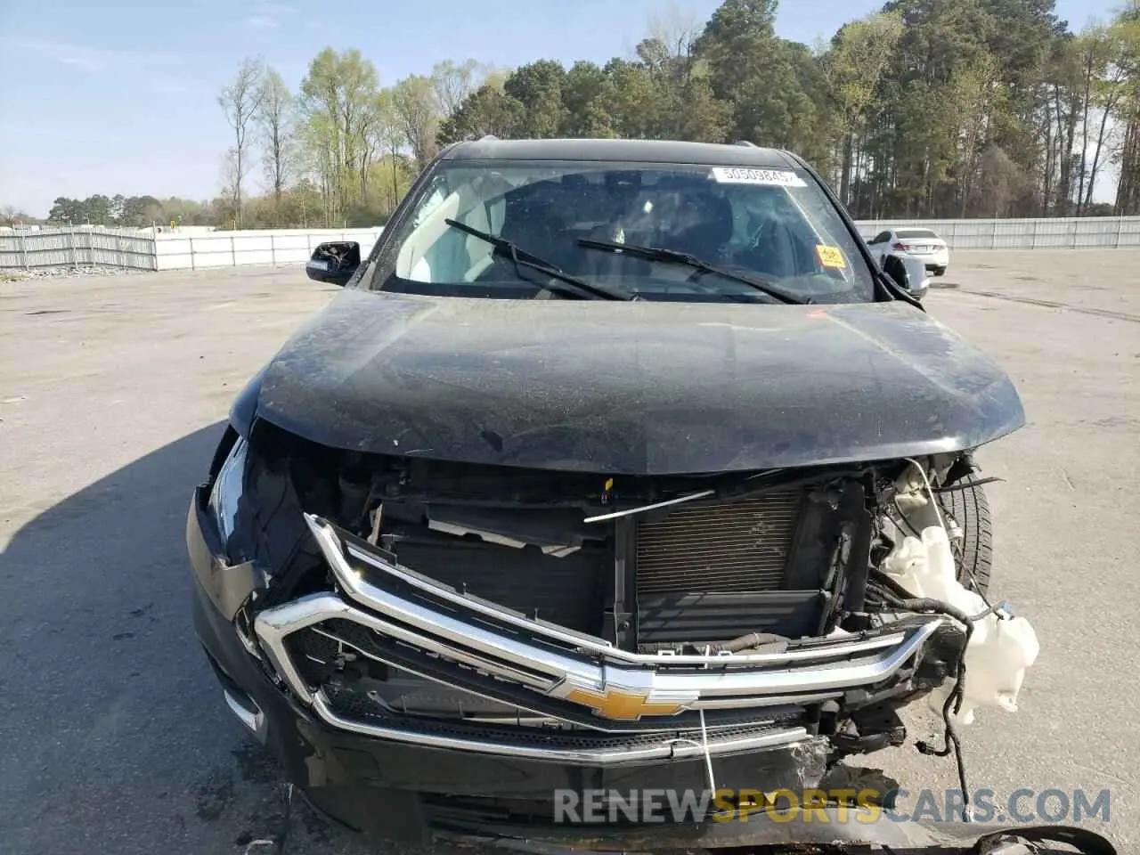 5 Photograph of a damaged car 1GNERKKW7KJ107513 CHEVROLET TRAVERSE 2019