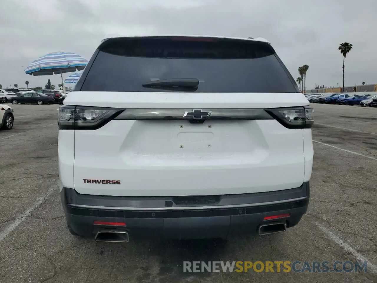 6 Фотография поврежденного автомобиля 1GNERKKW8KJ191938 CHEVROLET TRAVERSE 2019