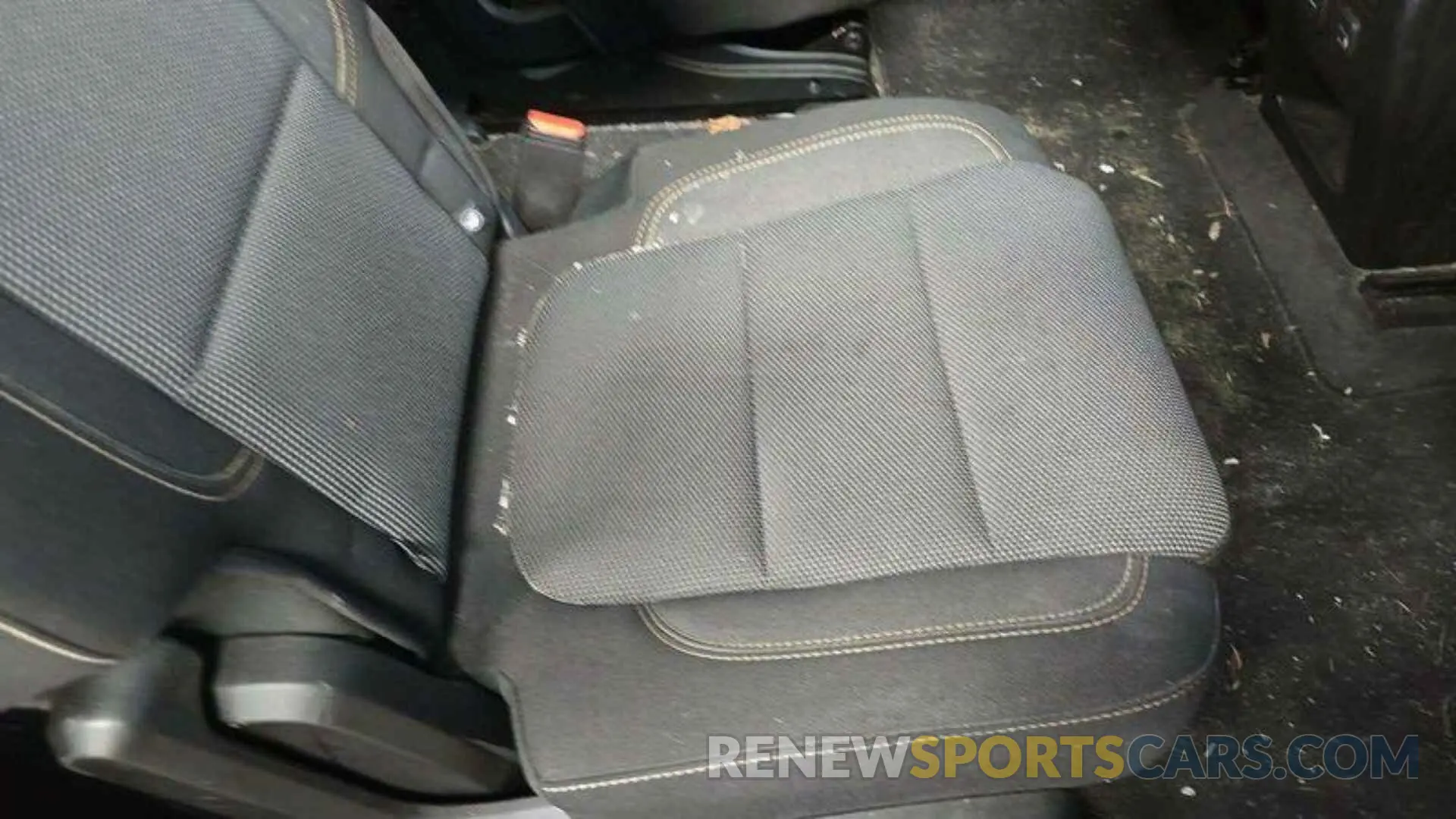 12 Photograph of a damaged car 1GNERMKW2KJ218773 CHEVROLET TRAVERSE 2019