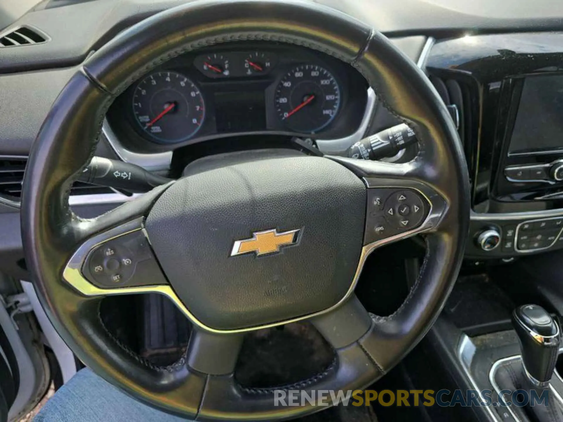 13 Photograph of a damaged car 1GNERMKW2KJ218773 CHEVROLET TRAVERSE 2019