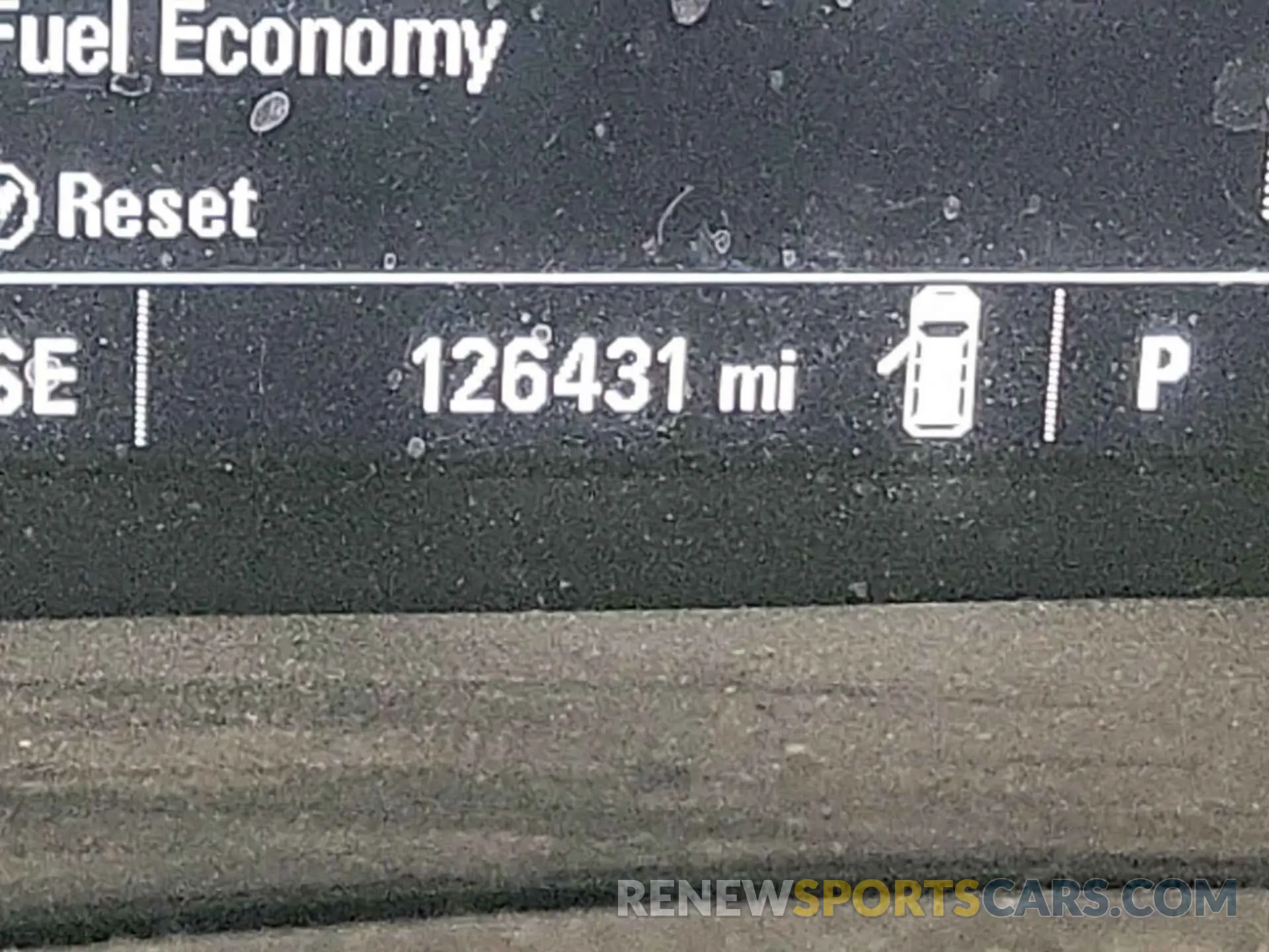 10 Photograph of a damaged car 1GNERMKW2KJ221284 CHEVROLET TRAVERSE 2019