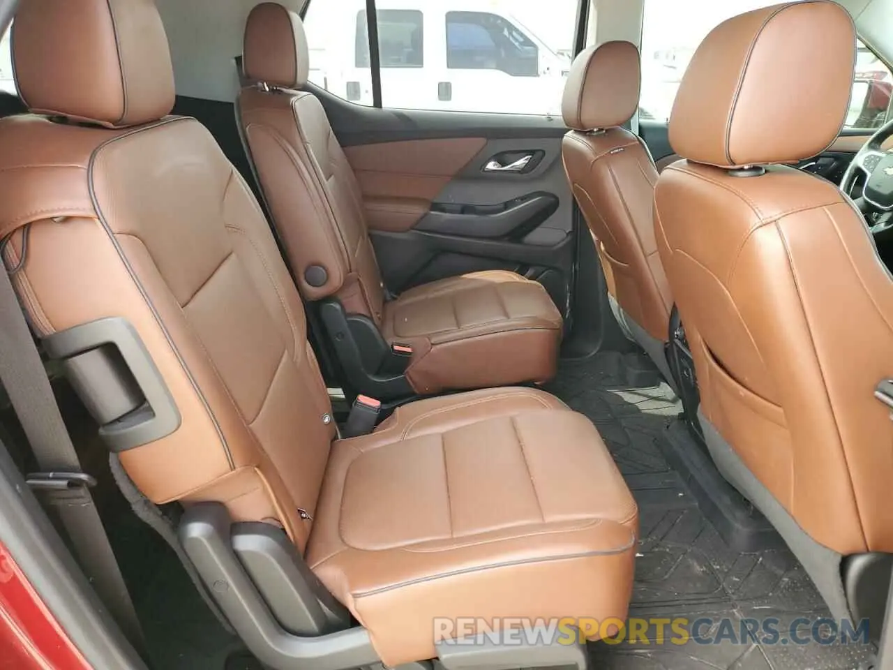 11 Photograph of a damaged car 1GNERNKW8KJ311836 CHEVROLET TRAVERSE 2019