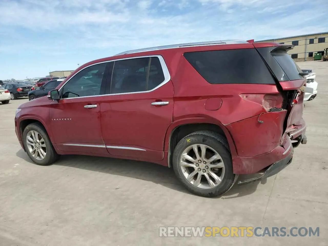 2 Photograph of a damaged car 1GNERNKW8KJ311836 CHEVROLET TRAVERSE 2019