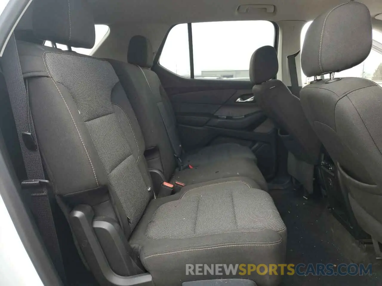 11 Photograph of a damaged car 1GNEVFKW0KJ159231 CHEVROLET TRAVERSE 2019