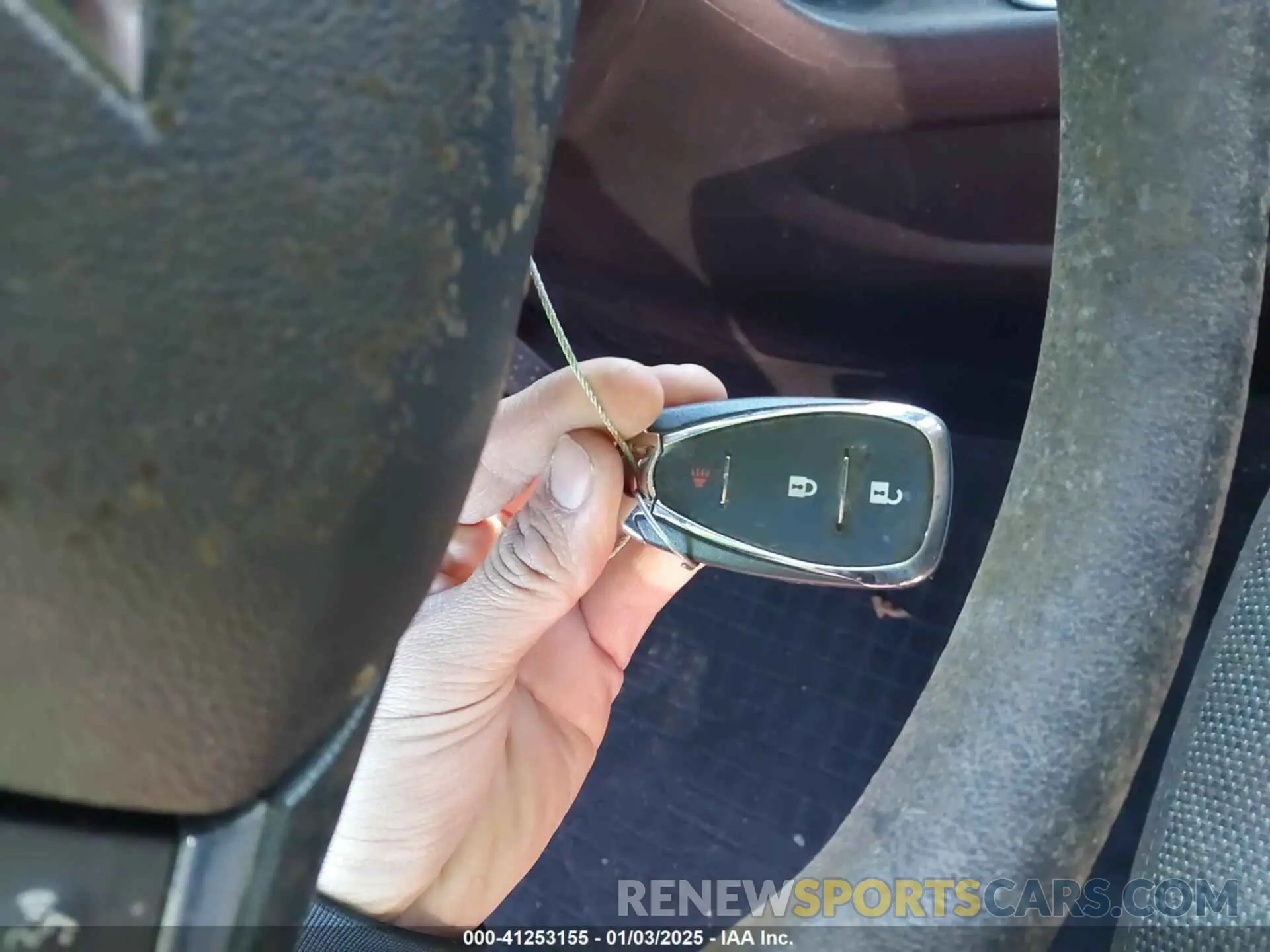 11 Photograph of a damaged car 1GNEVFKW2KJ163247 CHEVROLET TRAVERSE 2019
