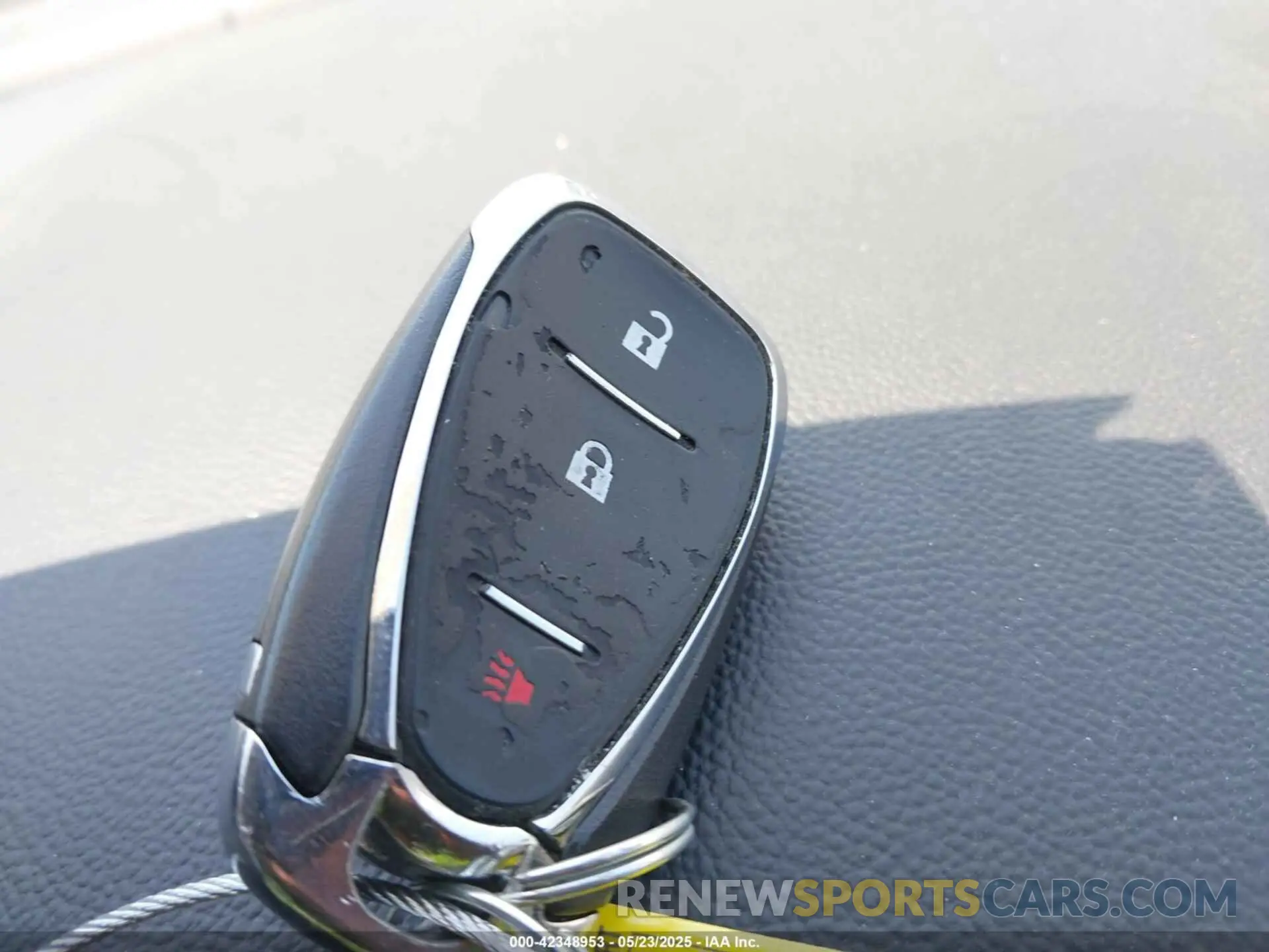 11 Фотография поврежденного автомобиля 1GNEVFKW8KJ241868 CHEVROLET TRAVERSE 2019