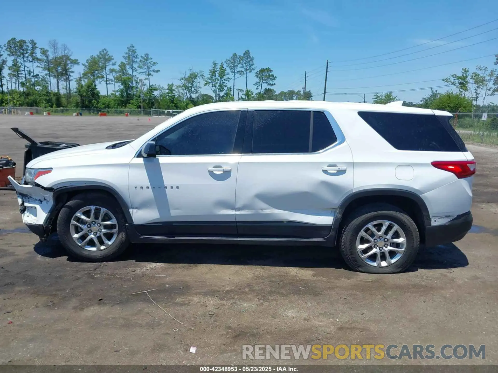 14 Фотография поврежденного автомобиля 1GNEVFKW8KJ241868 CHEVROLET TRAVERSE 2019