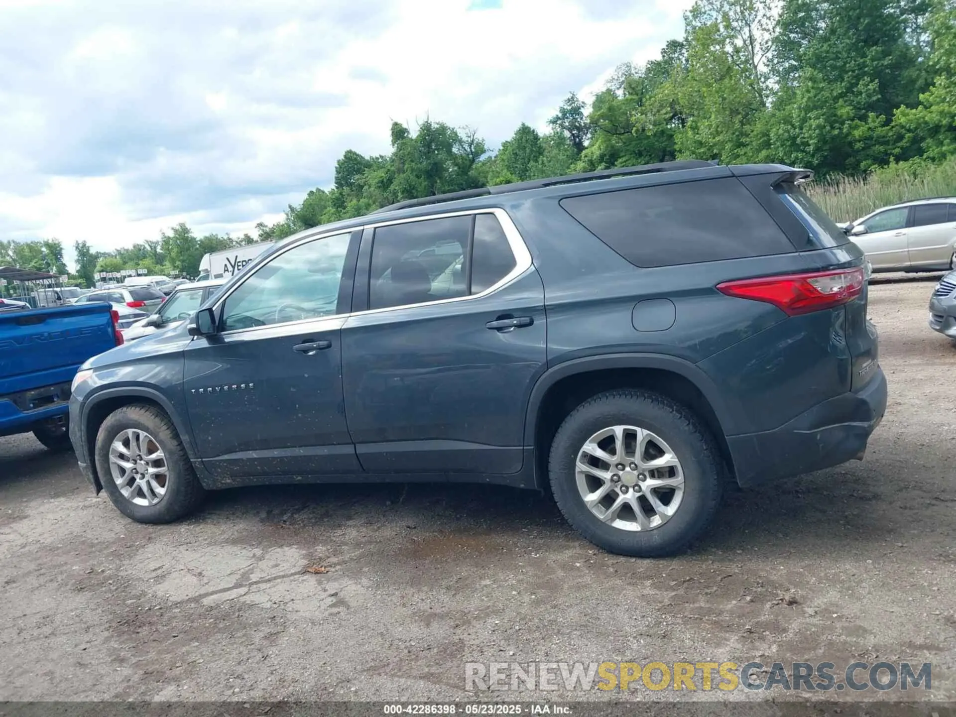 14 Фотография поврежденного автомобиля 1GNEVGKW0KJ105711 CHEVROLET TRAVERSE 2019