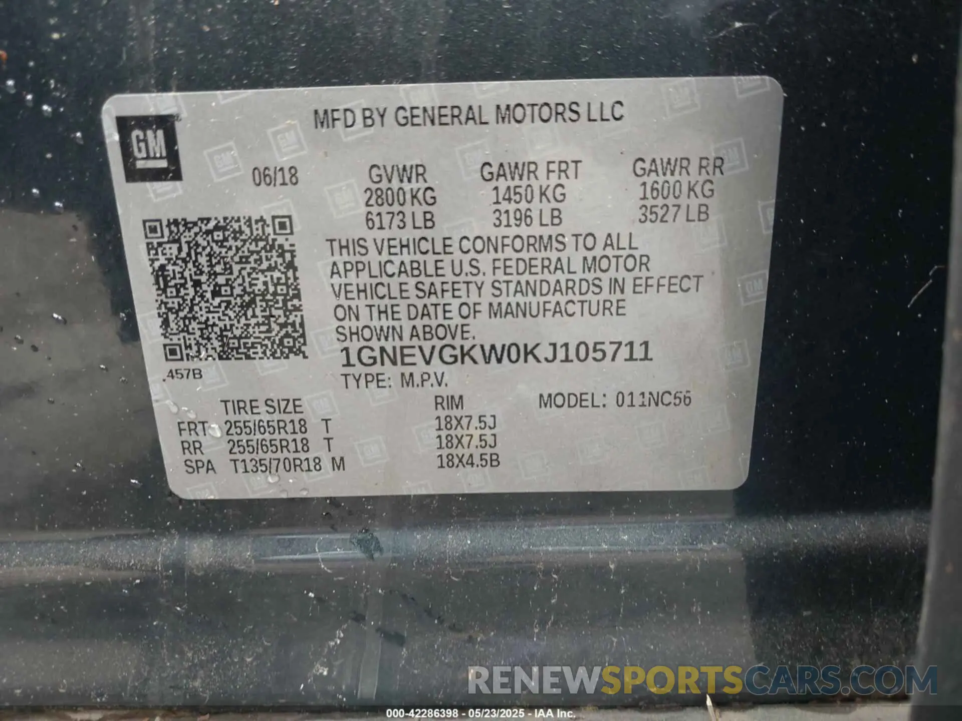 9 Фотография поврежденного автомобиля 1GNEVGKW0KJ105711 CHEVROLET TRAVERSE 2019