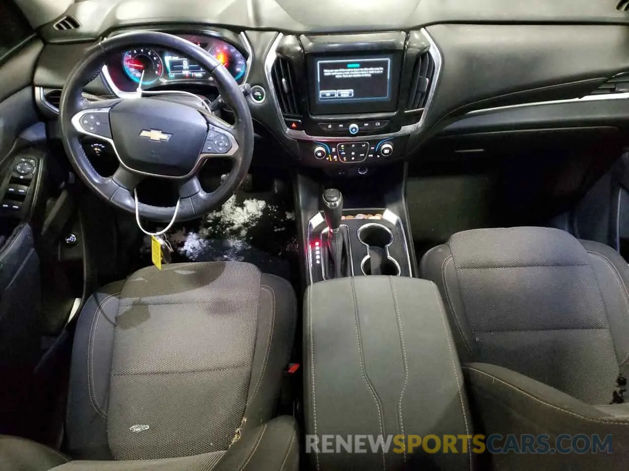 8 Photograph of a damaged car 1GNEVGKW0KJ172230 CHEVROLET TRAVERSE 2019
