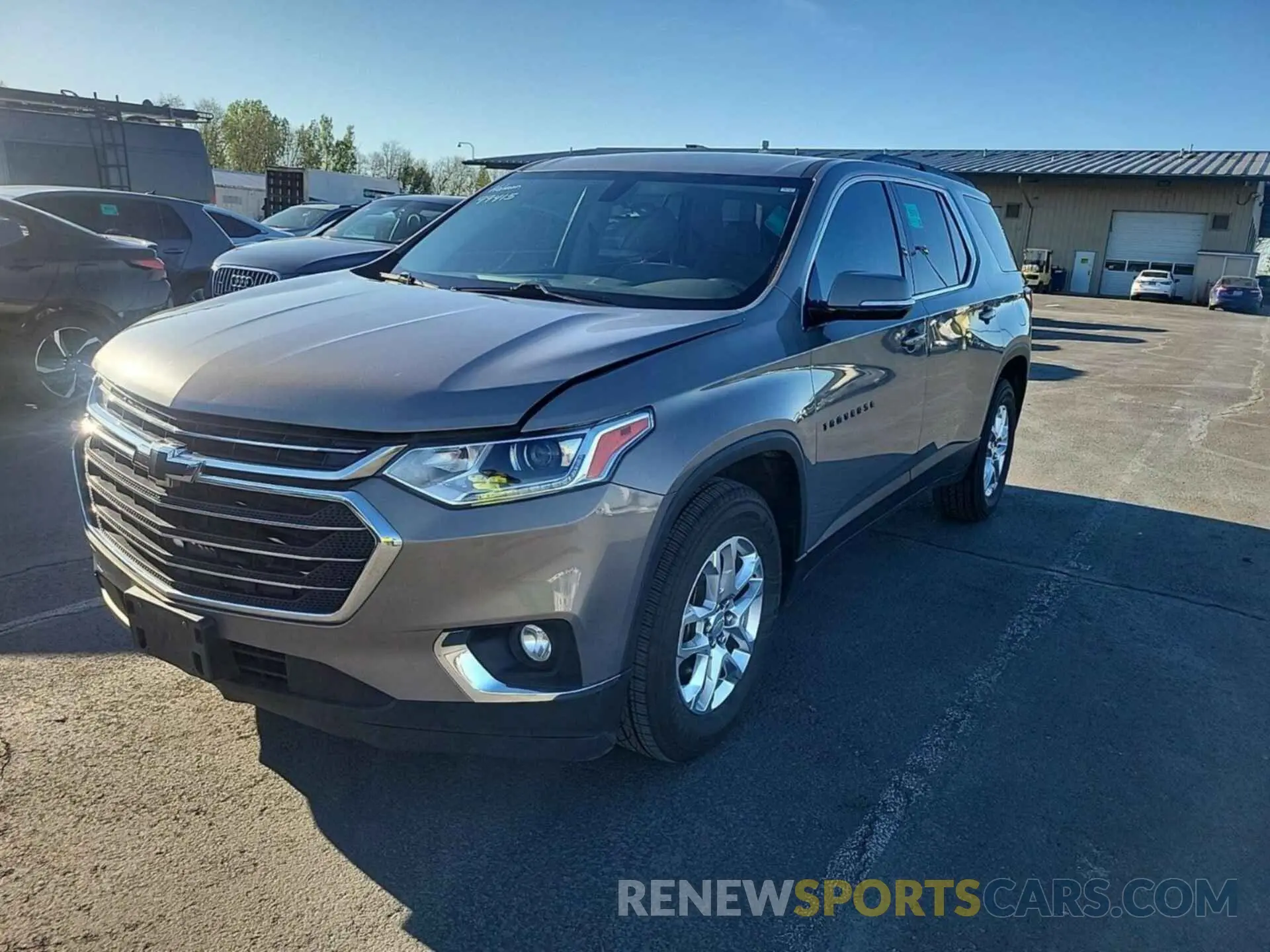 19 Photograph of a damaged car 1GNEVGKW1KJ239367 CHEVROLET TRAVERSE 2019