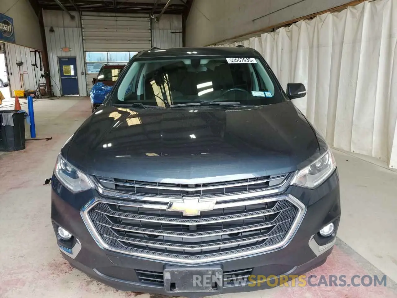 5 Photograph of a damaged car 1GNEVGKW4KJ114461 CHEVROLET TRAVERSE 2019