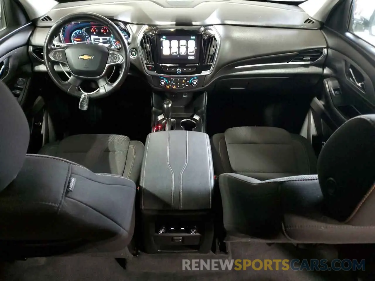 8 Фотография поврежденного автомобиля 1GNEVGKW4KJ149713 CHEVROLET TRAVERSE 2019