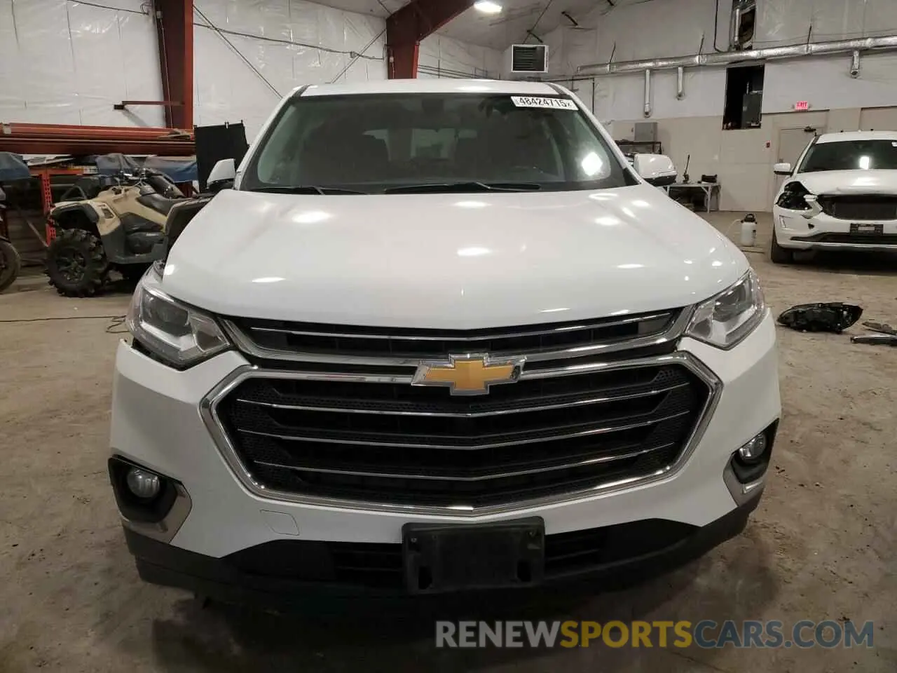 5 Photograph of a damaged car 1GNEVGKW4KJ192741 CHEVROLET TRAVERSE 2019