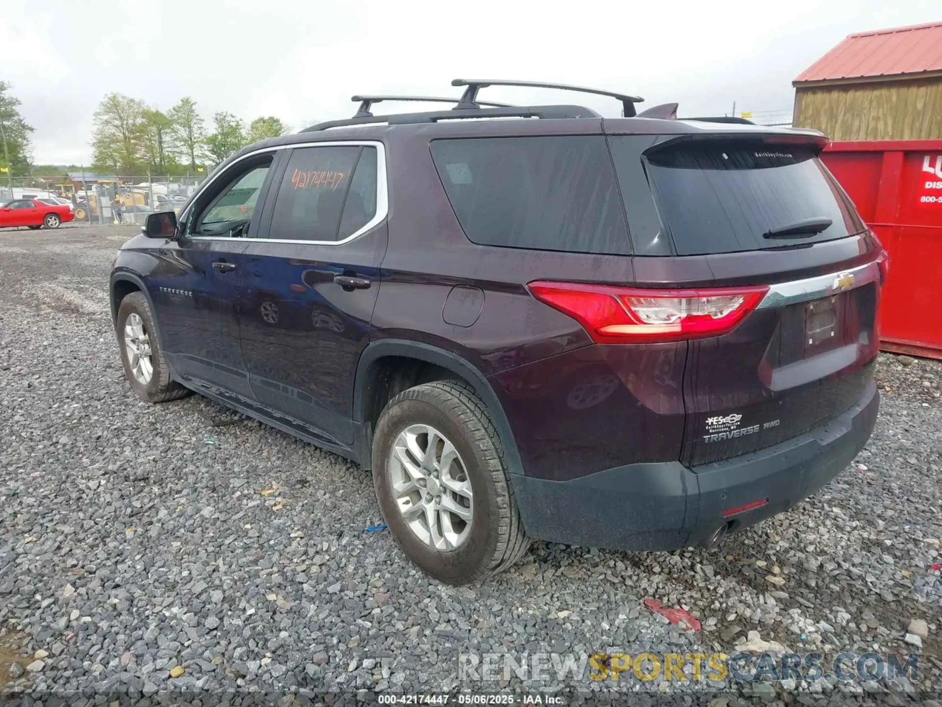 3 Фотография поврежденного автомобиля 1GNEVGKW5KJ100679 CHEVROLET TRAVERSE 2019