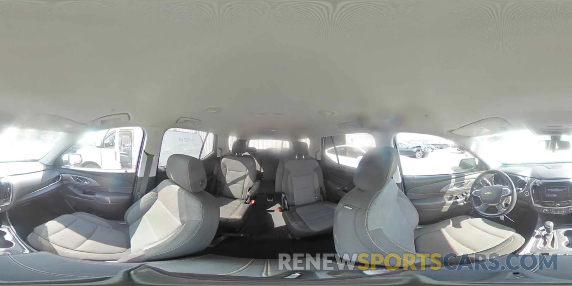 16 Photograph of a damaged car 1GNEVGKW7KJ288976 CHEVROLET TRAVERSE 2019
