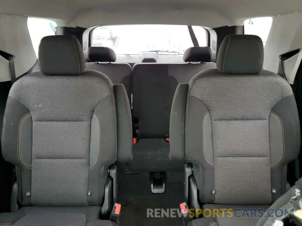 10 Фотография поврежденного автомобиля 1GNEVGKW9KJ116318 CHEVROLET TRAVERSE 2019