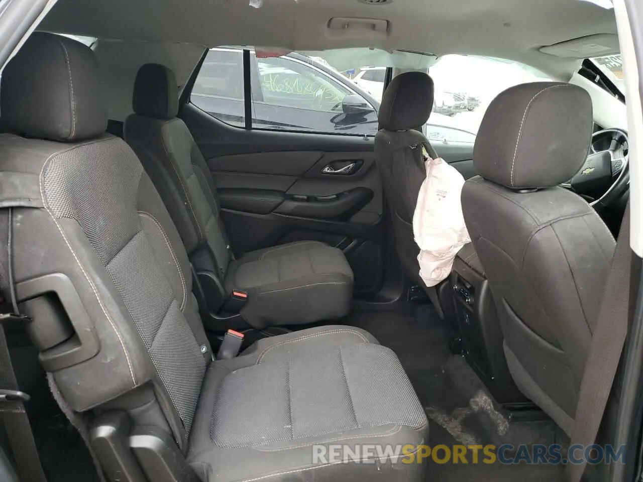11 Фотография поврежденного автомобиля 1GNEVGKW9KJ116318 CHEVROLET TRAVERSE 2019