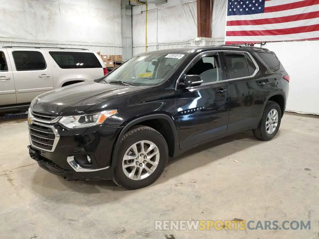 1 Photograph of a damaged car 1GNEVGKW9KJ188703 CHEVROLET TRAVERSE 2019