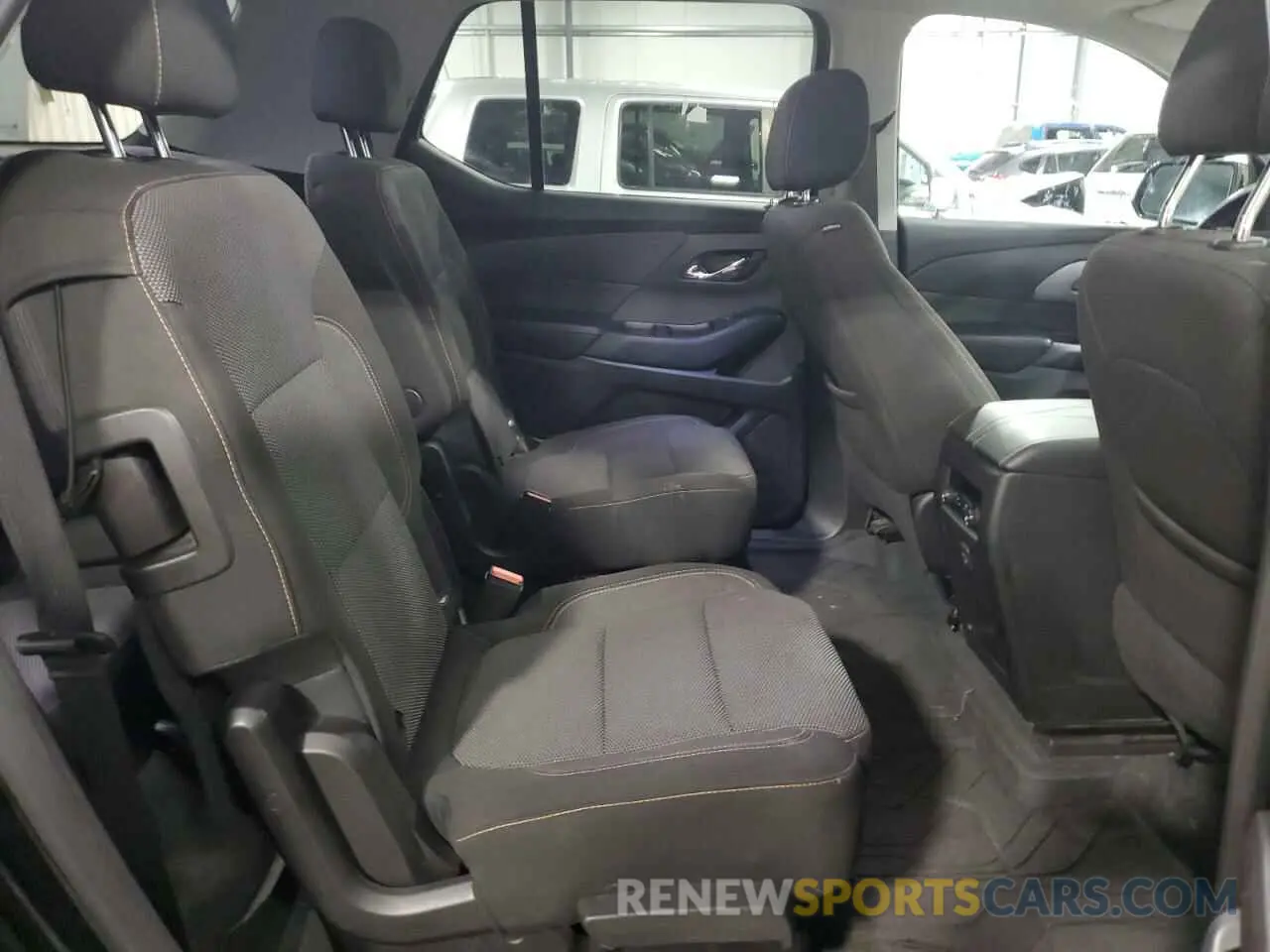 11 Фотография поврежденного автомобиля 1GNEVGKW9KJ236314 CHEVROLET TRAVERSE 2019