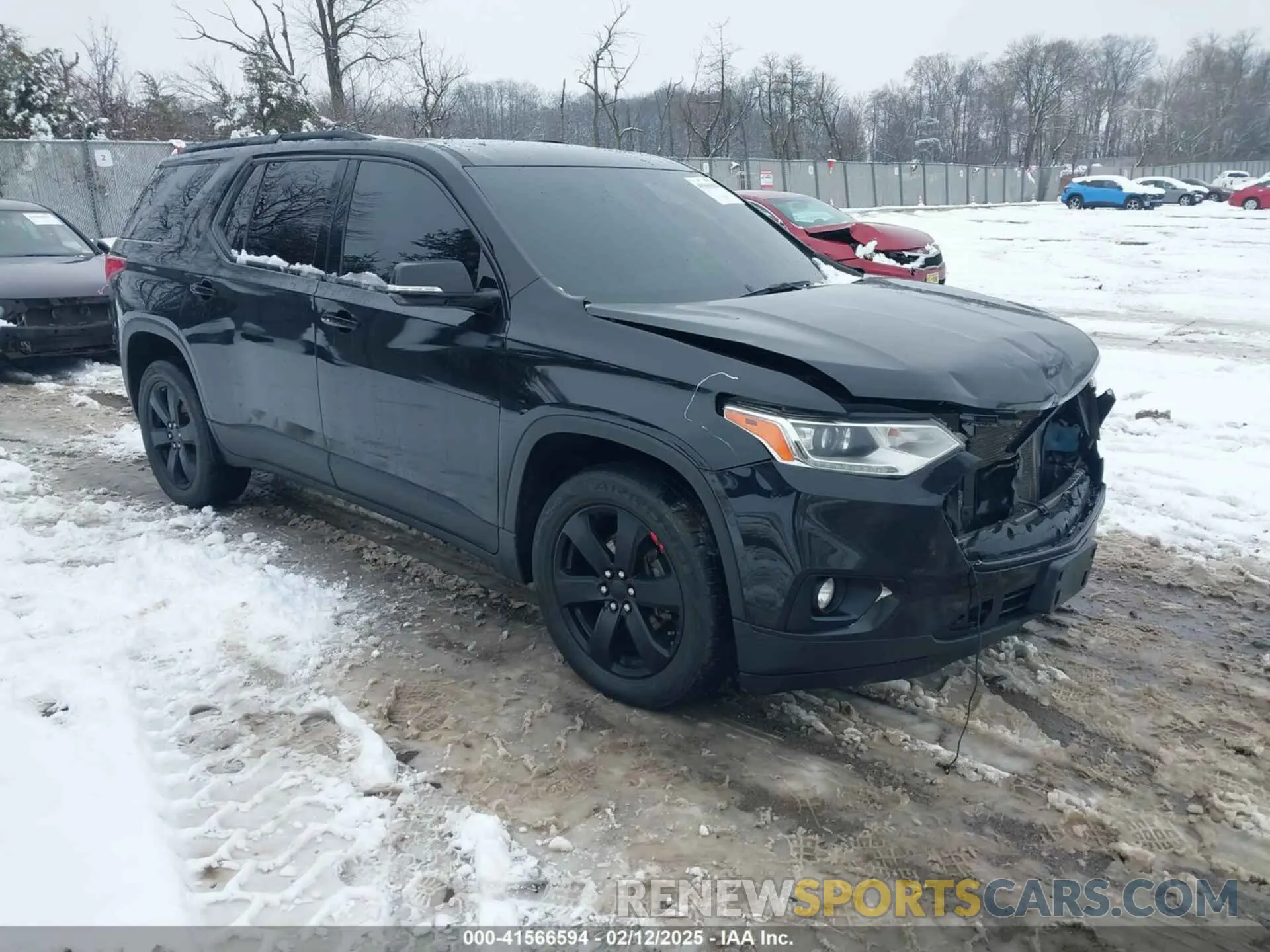 1 Photograph of a damaged car 1GNEVHKW0KJ118478 CHEVROLET TRAVERSE 2019