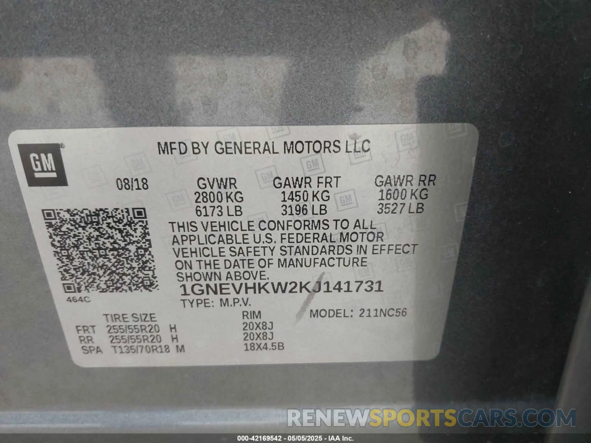 9 Photograph of a damaged car 1GNEVHKW2KJ141731 CHEVROLET TRAVERSE 2019
