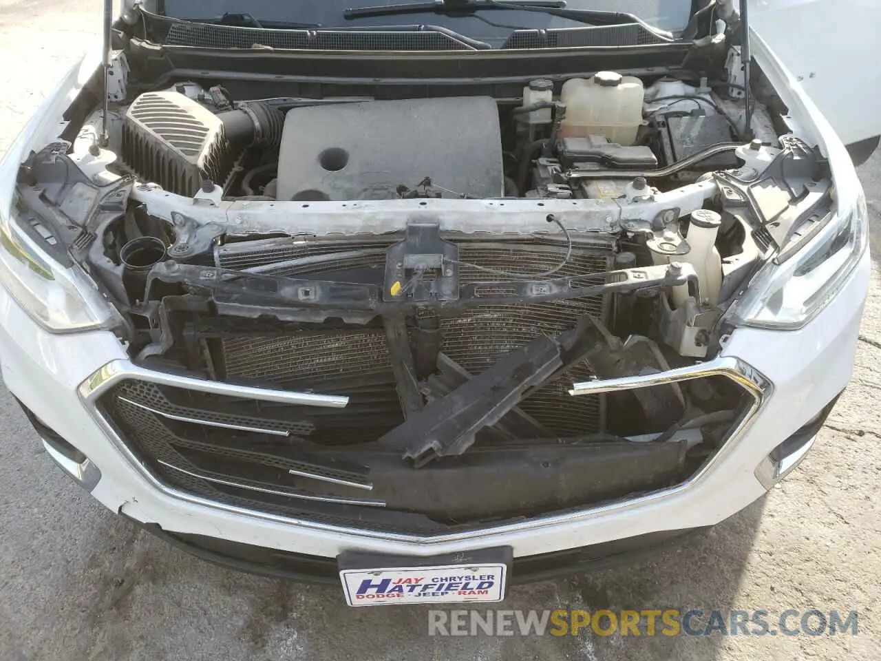 12 Фотография поврежденного автомобиля 1GNEVHKW2KJ255129 CHEVROLET TRAVERSE 2019