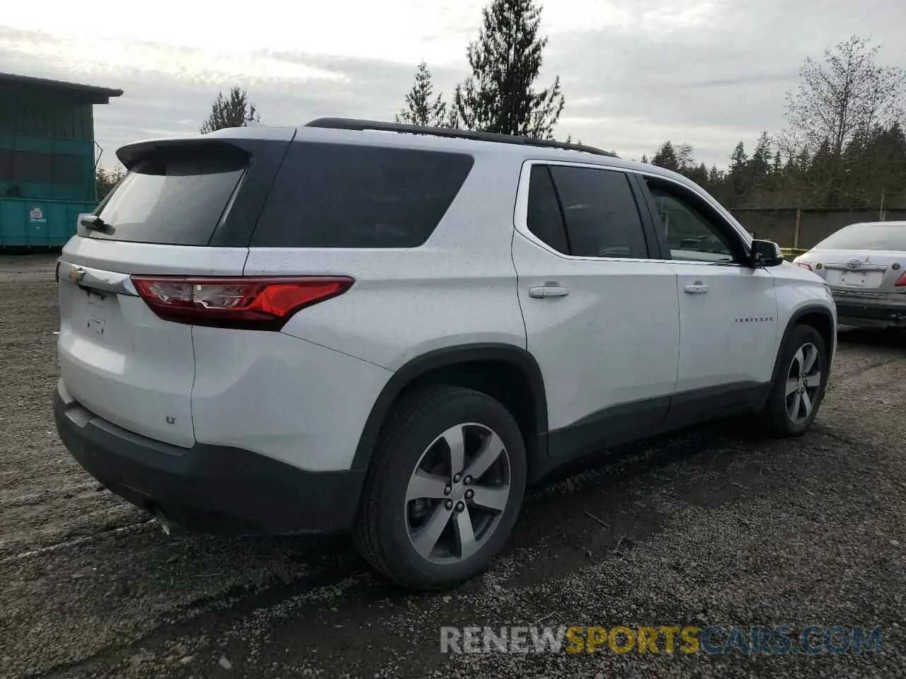 3 Photograph of a damaged car 1GNEVHKW5KJ297715 CHEVROLET TRAVERSE 2019