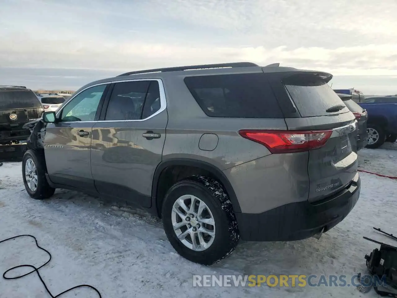 2 Фотография поврежденного автомобиля 1GNEVHKW8KJ216884 CHEVROLET TRAVERSE 2019